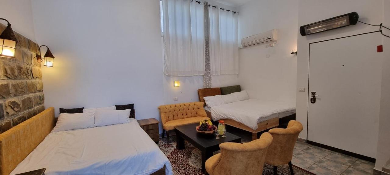 Sanabl Druze Hospitality Bed & Breakfast Ein Kinya Exterior photo