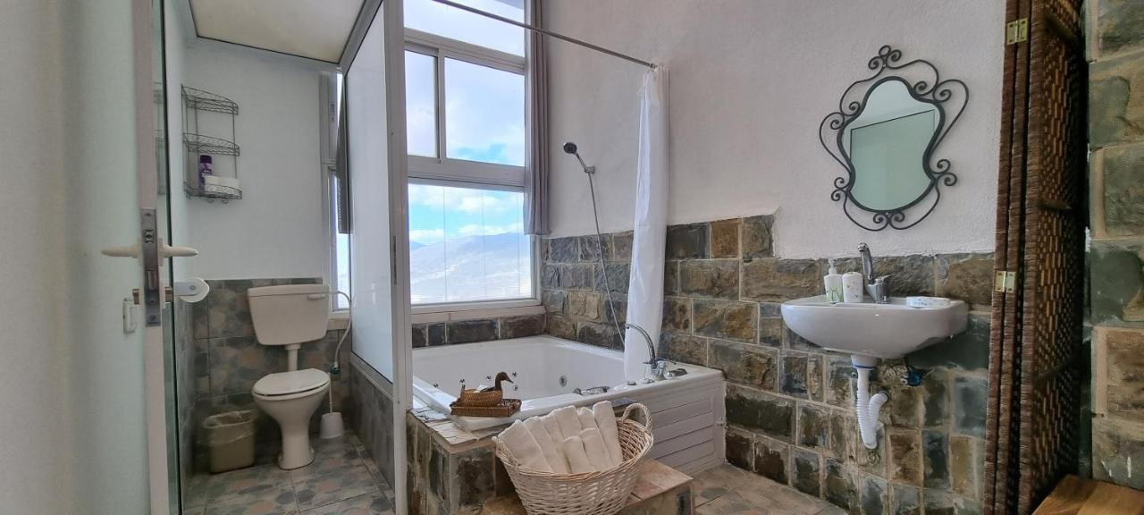 Sanabl Druze Hospitality Bed & Breakfast Ein Kinya Exterior photo